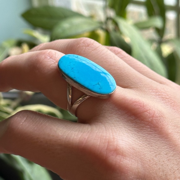 Magnesite Turquoise Ring, Sterling Silver, Size 9 - Picture 2 of 3